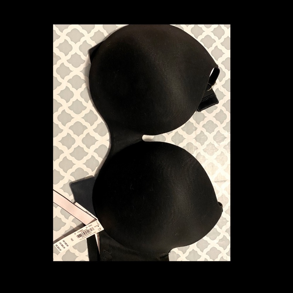 Black Victoria Secret Bra
